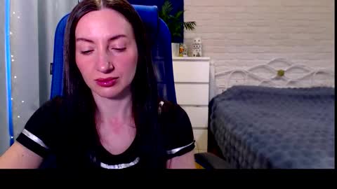 Lily online show from 02/20/26, 05:59