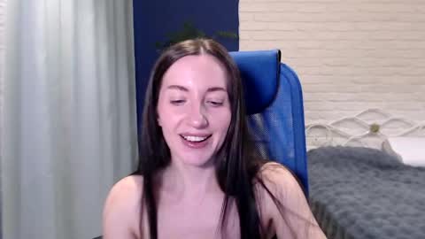Lily online show from 04/16/26, 08:37