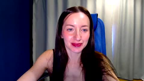 Lily online show from 06/08/26, 08:37