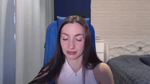 Lily online show from 07/31/26, 07:41