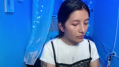 Snapshot of lilymoon_018 chatting on 06/06/26, 01:16 lilymoon_018 online show from 06/06/26, 01:16