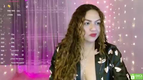 Snapshot of lilyrose1_ chatting on 09/19/25, 05:02 You can call me Li ... online show from 09/19/25, 05:02