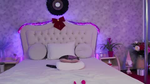      online show from 12/22/24, 07:22