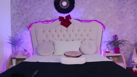      online show from 12/24/24, 07:28