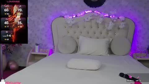      online show from 10/01/25, 03:01