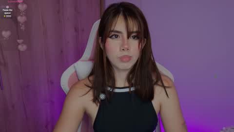 Snapshot of lilyrouse_ chatting on 02/03/26, 06:40 lily help me to collect more cosplay online show from 02/03/26, 06:40