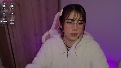 Snapshot of lilyrouse_ chatting on 02/26/26, 02:43 lily help me to collect more cosplay online show from 02/26/26, 02:43