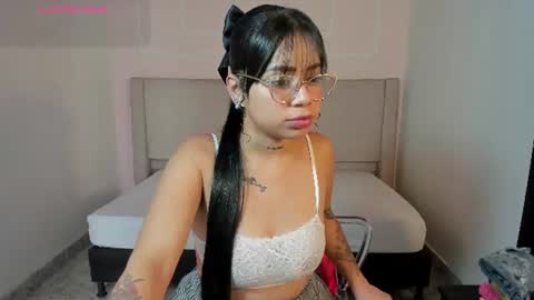 Snapshot of lilysmith4 chatting on 08/03/26, 05:27 lilysmith4 online show from 08/03/26, 05:27