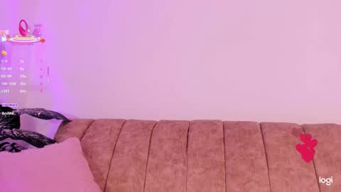 Lily  online show from 09/22/25, 09:33