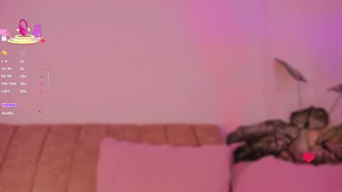 Snapshot of lilysoto chatting on 10/29/25, 09:33 Lily online show from 10/29/25, 09:33