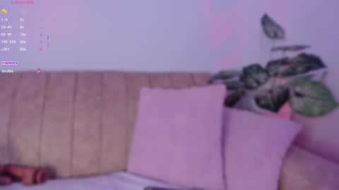 Snapshot of lilysoto chatting on 11/05/25, 09:31 Lily online show from 11/05/25, 09:31