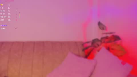 Snapshot of lilysoto chatting on 11/12/25, 09:21 Lily online show from 11/12/25, 09:21