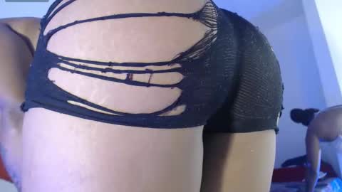 Snapshot of lilyspringfu chatting on 09/29/25, 06:13 lilyspringfu online show from 09/29/25, 06:13