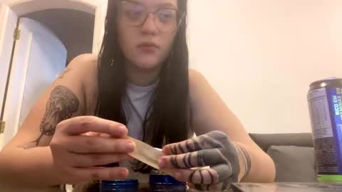 lilyswear online show from 02/07/25, 11:45