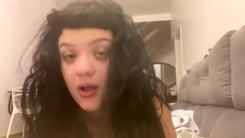 lilyswear online show from 02/09/25, 06:22