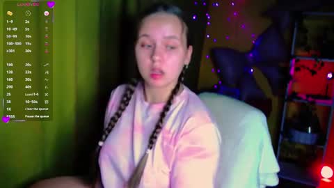 Lily online show from 06/27/26, 11:43