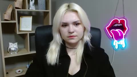 Lily online show from 02/23/26, 07:28