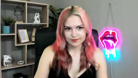 Lily online show from 06/21/26, 01:46
