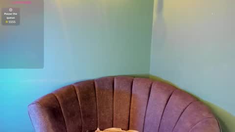 lilyth_7 online show from 09/18/25, 03:08