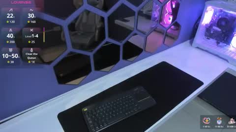 lilyth_7 online show from 09/26/25, 03:43