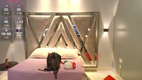 lilyth_7 online show from 10/04/25, 01:47