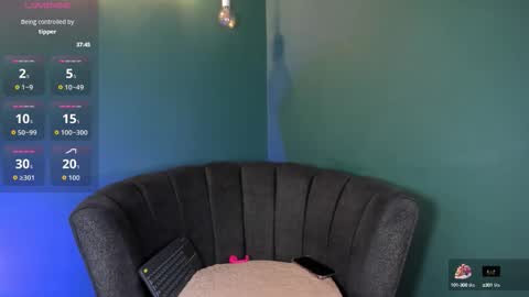 lilyth_7 online show from 10/17/25, 03:53