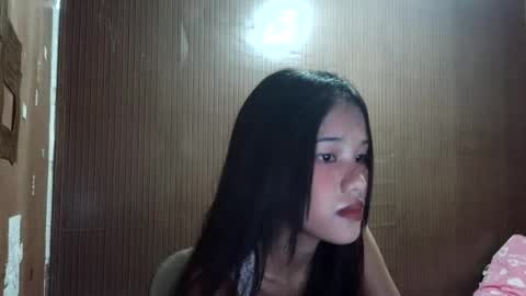 Snapshot of lilyysex chatting on 07/22/26, 06:05 lilyysex online show from 07/22/26, 06:05