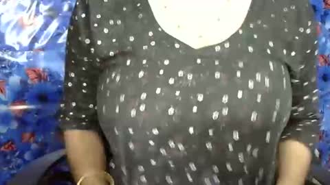 limaakter246618 online show from 10/08/25, 11:41