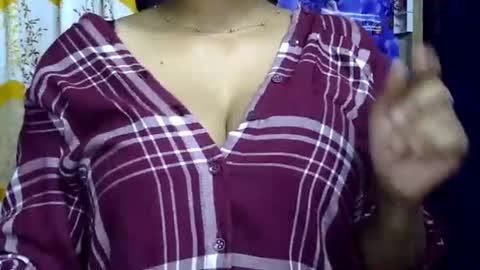 limaakter246618 online show from 10/20/25, 06:52