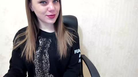 Snapshot of limebabykristi123 chatting on 01/13/25, 04:30 online show from 01/13/25, 04:30