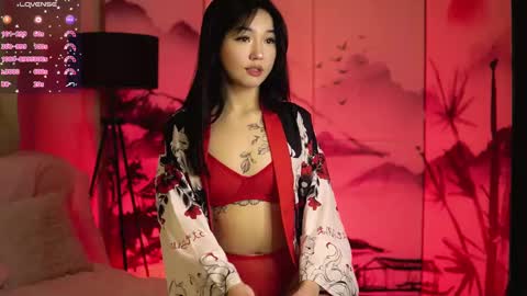 Snapshot of lin_kun chatting on 02/24/25, 05:09 Lin Use menu to play with me  online show from 02/24/25, 05:09