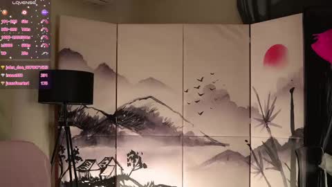 Snapshot of lin_kun chatting on 02/28/25, 05:37 Lin Use menu to play with me  online show from 02/28/25, 05:37