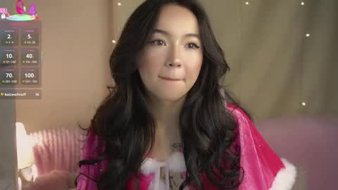 Lin Use menu to play with me  online show from 12/20/25, 11:56