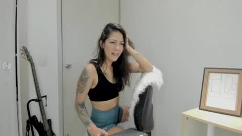 Snapshot of lina__mandarina chatting on 06/11/26, 04:27 Lina Mandarina online show from 06/11/26, 04:27