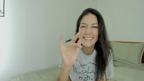 Snapshot of lina__mandarina chatting on 06/19/26, 08:12 Lina Mandarina online show from 06/19/26, 08:12