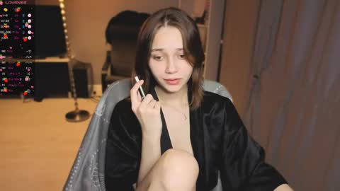 Snapshot of lina_and_lion chatting on 03/11/26, 08:59 Scarlet online show from 03/11/26, 08:59