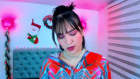  Lina Bedoya  online show from 12/14/24, 12:01