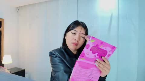  Lina Bedoya  online show from 10/02/25, 11:39