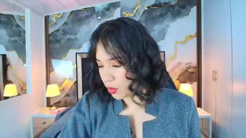  Lina Bedoya  online show from 07/04/26, 12:00