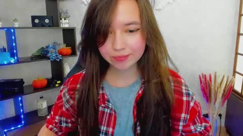 Lina online show from 12/22/24, 05:01