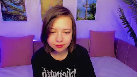 Lina online show from 01/21/25, 02:11