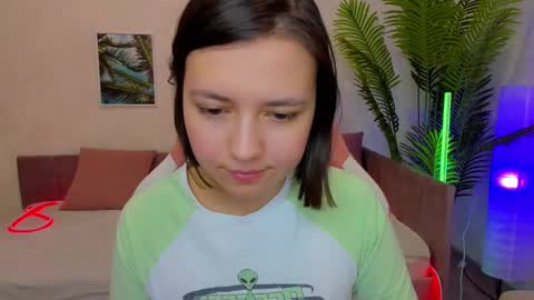 Lina online show from 02/04/25, 05:21