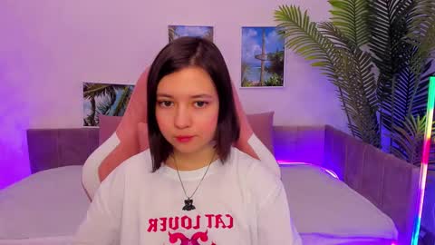 Lina online show from 02/19/25, 01:51