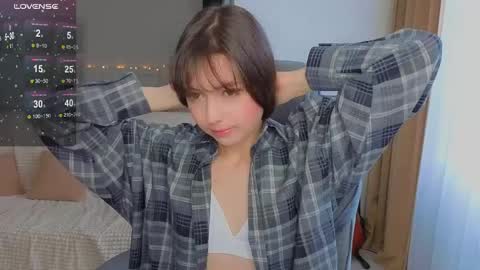 Lina online show from 05/06/26, 02:19