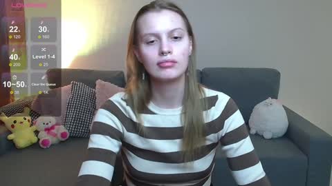 lina_bush online show from 12/18/24, 06:03