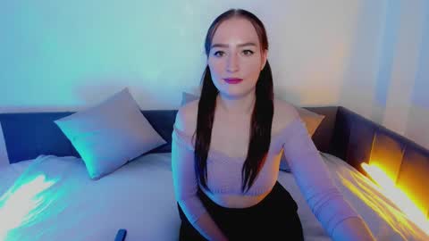 Lina online show from 03/03/25, 01:53