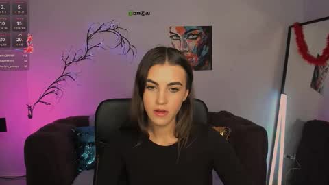 lina_fox12 online show from 11/12/25, 01:44