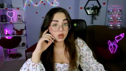 Snapshot of lina_fox12 chatting on 05/05/26, 12:13 lina_fox12 online show from 05/05/26, 12:13
