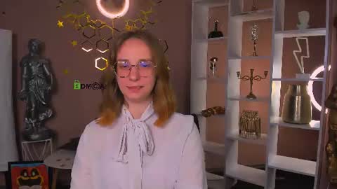 Snapshot of lina_fox12 chatting on 06/09/26, 05:52 lina_fox12 online show from 06/09/26, 05:52