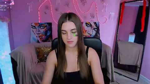 Snapshot of lina_fox12 chatting on 07/03/26, 12:11 lina_fox12 online show from 07/03/26, 12:11